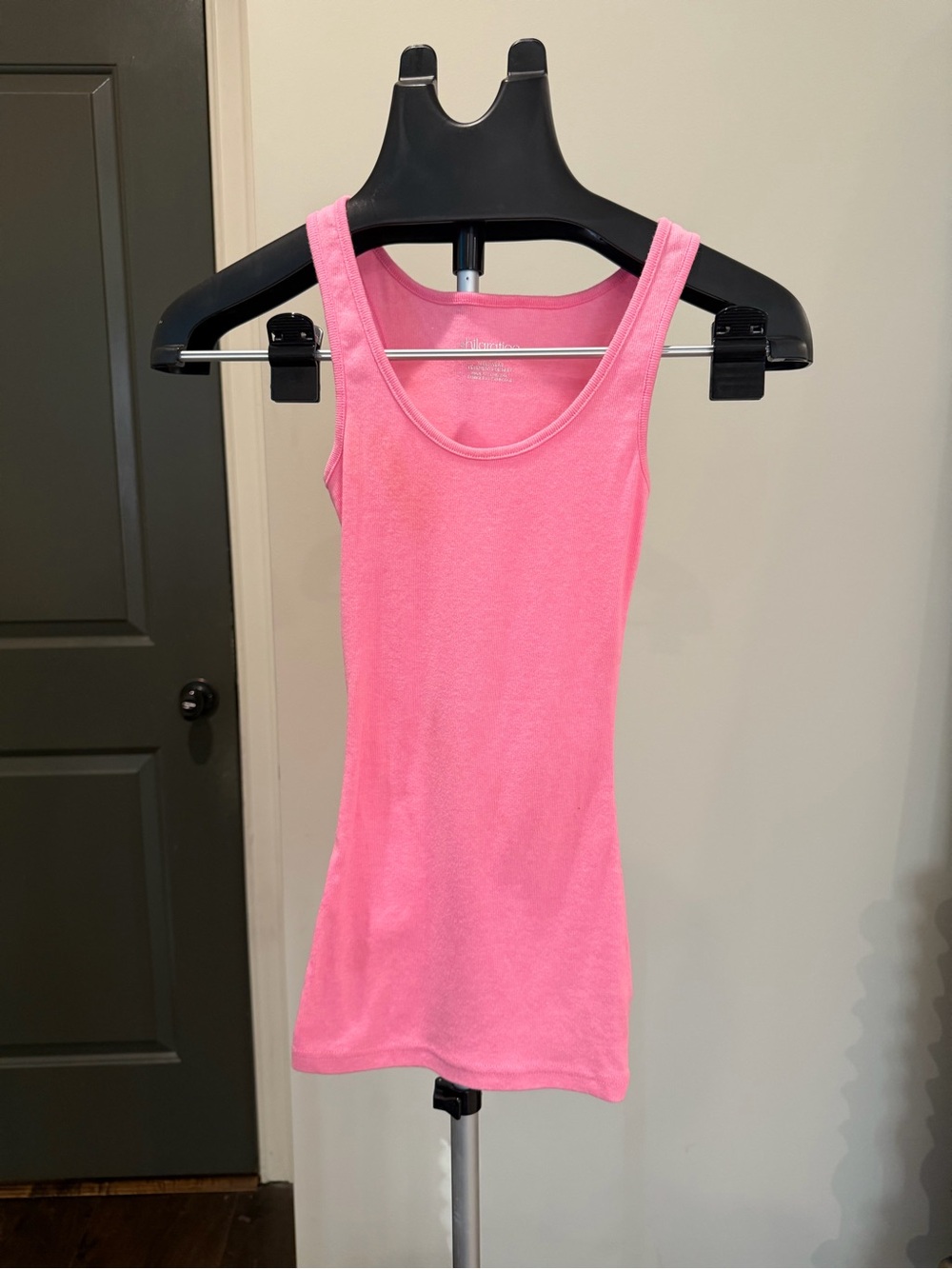 Xhilaration Hot Pink Ribbed Scoop Neck Tank Top XS